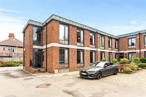 North Park Road, Harrogate, HG1 2 bed apartment for sale