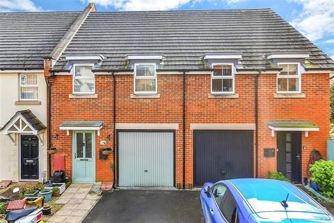 Dairy Crest Drive, Newport PO30 3 bed terraced house for sale
