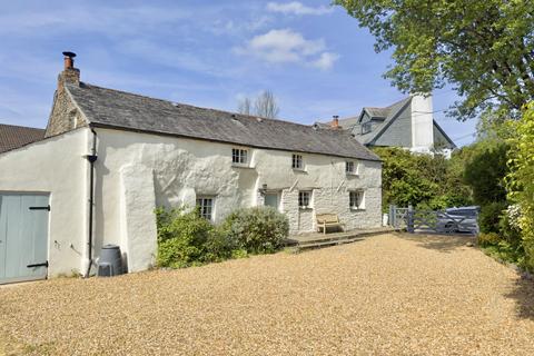 Meadowside, Burlawn, PL27 3 bed detached house for sale
