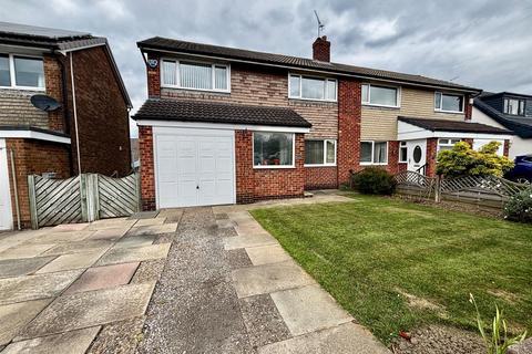 Long Meadowgate, Garforth, Leeds 3 bed semi