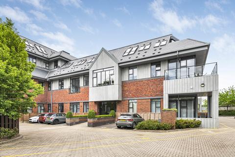 Albert Drive, Woking, Surrey, GU21 1 bed apartment for sale
