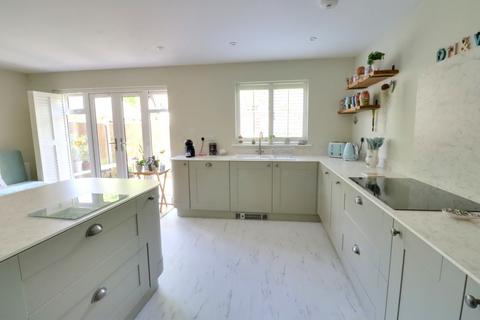 WATERSIDE GARDENS, PURBROOK 4 bed detached house for sale