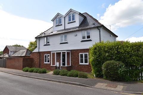 Palmers Yard, Headcorn, Ashford, TN27 5 bed detached house for sale