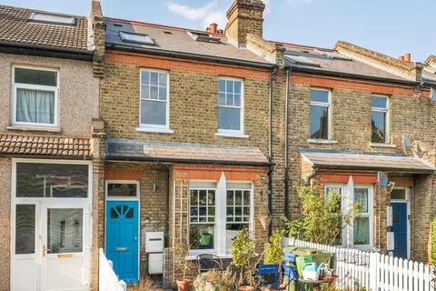 Carnac Street, West Norwood, London... 2 bed flat for sale