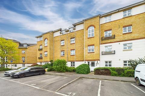 Ogden Park, Broad Lane, Bracknell... 2 bed apartment for sale