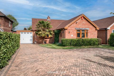 Coton Road, Whitacre Heath, B46 2HL 3 bed detached bungalow for sale