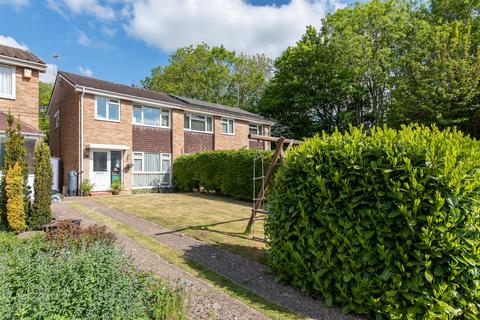 3 bed semi-detached house