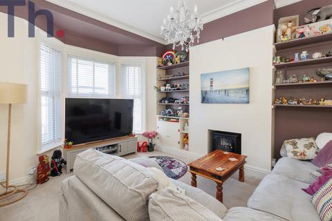 Sandown PO36 4 bed terraced house for sale