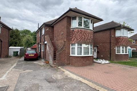 Clare Road, Staines