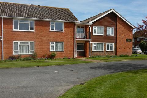 Shaftesbury Road, Rustington BN16 2 bed apartment for sale