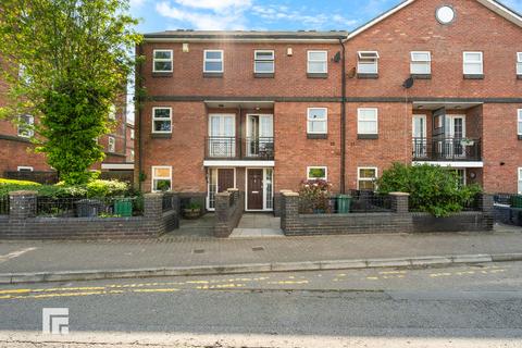 Schooner Way, Atlantic Wharf, Cardiff 4 bed townhouse for sale