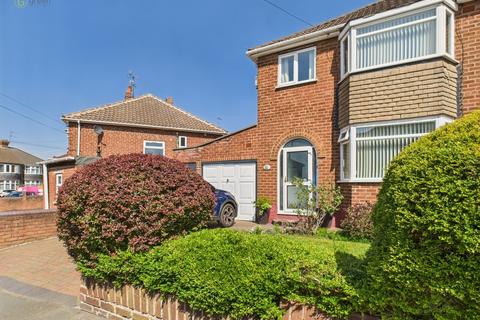 Valerie Grove, Birmingham B43 3 bed semi