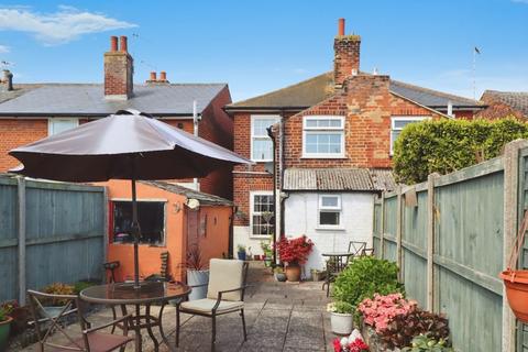 New Street, Brightlingsea, CO7 3 bed house for sale