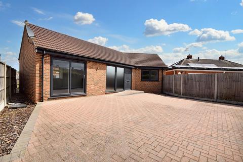 Middletune Avenue, Sittingbourne, ME10 1 bed detached bungalow for sale