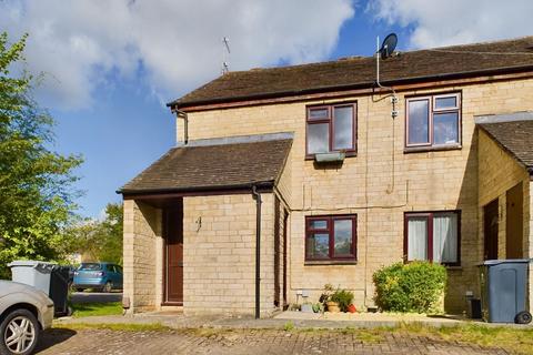 Witney OX28 1 bed apartment for sale