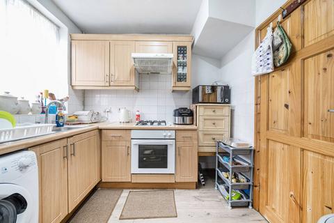 Hallowell Close, Mitcham, CR4 3 bed terraced house for sale