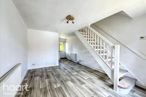 The Spillway, Maidstone 2 bed end of terrace house for sale