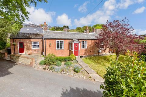 Clatterford Road, Newport PO30 4 bed bungalow for sale