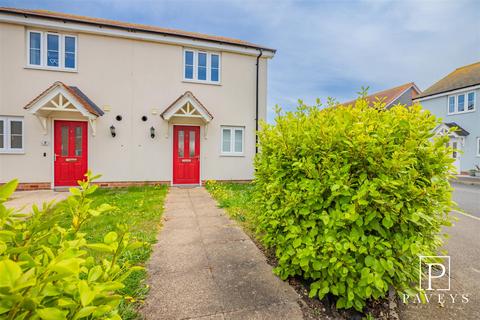 Skippers Way, Walton On The Naze 2 bed semi