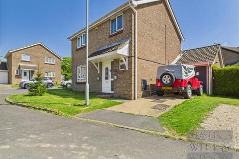 De Chardin Drive, Hastings 4 bed detached house for sale