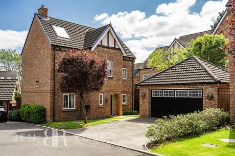 Peel Tower Close, Chorley 5 bed detached house for sale