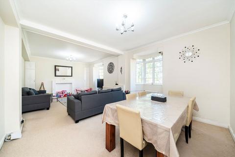 Hammersmith Road, London W6 3 bed flat for sale