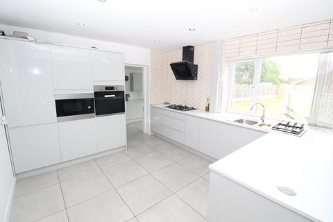 Gloucester Road, Walsall, WS5 4 bed detached house for sale