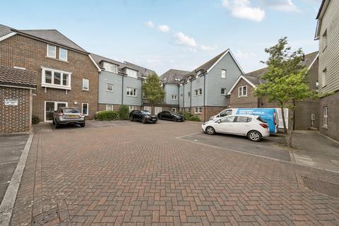 Broadacre Place, Hampshire PO14 1 bed flat for sale