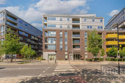 South Grove, London 2 bed flat for sale