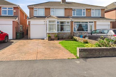 Sunnybank Road, Manchester M29 3 bed semi