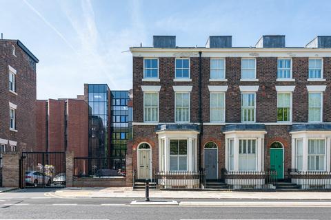 Catharine Street, Liverpool 4 bed end of terrace house for sale