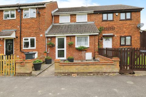 Magnolia Close, Kempston, Bedford, MK42 3 bed terraced house for sale