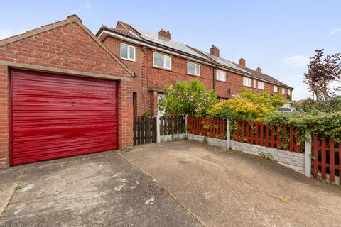 Earlsgate, Winterton, Scunthorpe, DN15 4 bed end of terrace house for sale