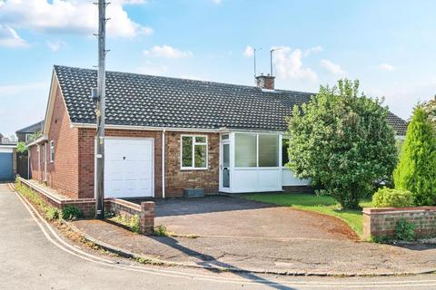 3 bedroom semi-detached bungalow for sale
