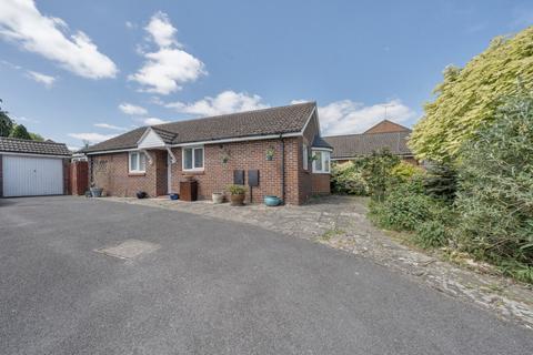 The Vines, Berkshire RG41 2 bed bungalow for sale