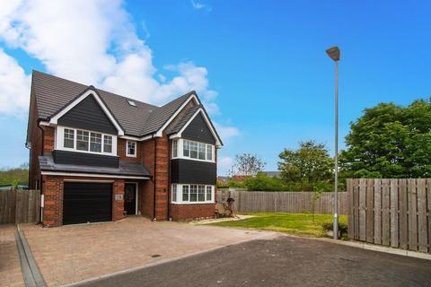 St. Davids Park, Cramlington 6 bed detached house for sale