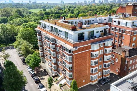 St. James's Close, Regent's Park 2 bed apartment for sale