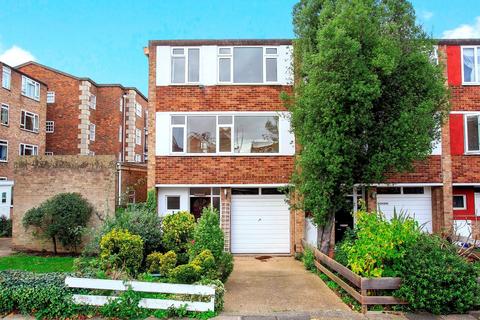 Norheim, Hatherley Road, Kew, Surrey... 4 bed house for sale