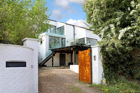Cheapside Road, Ascot 5 bed detached house for sale