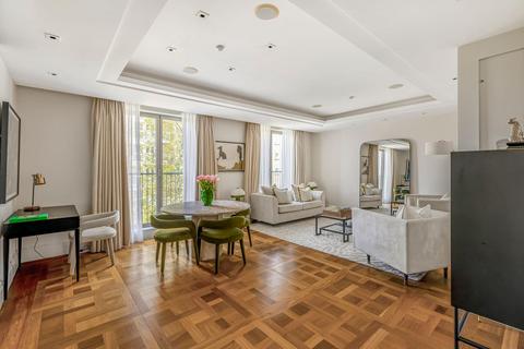 1 Ebury Square, Belgravia, London, SW1W 2 bed flat for sale