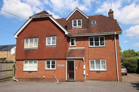 Parsonage Road, Horsham 2 bed apartment for sale