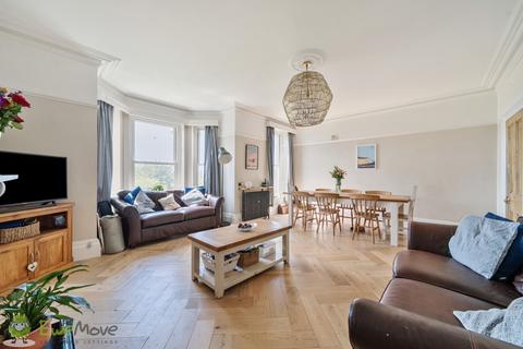 The Terrace, Braunton EX33 5 bed terraced house for sale