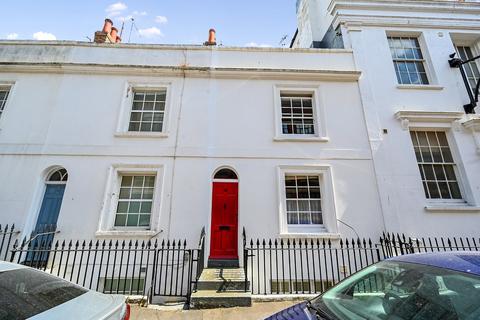 Robert Street, Brighton, BN1 2 bed maisonette for sale