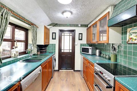Harling Road, Norwich 3 bed cottage for sale