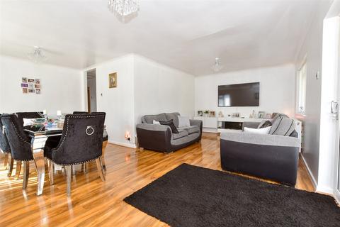 Harps Avenue, Minster On Sea, Kent 3 bed detached bungalow for sale