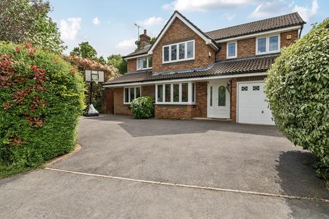 Juliet Gardens, Warfield, Bracknell 5 bed detached house for sale