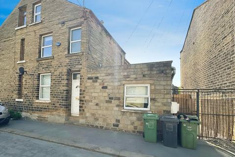 Ashfield Street, West Yorkshire HD2 2 bed end of terrace house for sale