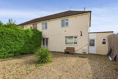 Sandyleaze, Longlevens, Gloucester 3 bed semi