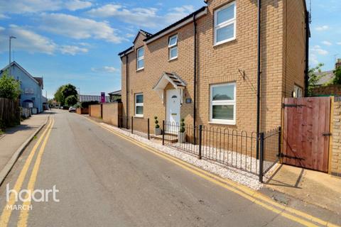 King Edward Road, Chatteris 3 bed detached house for sale