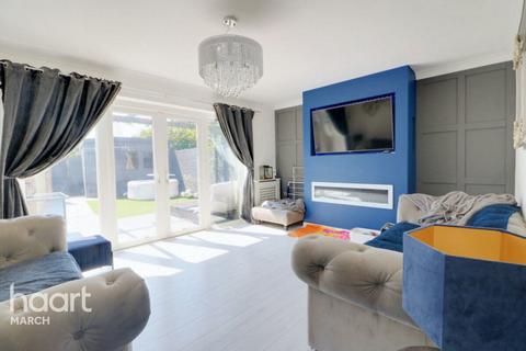 King Edward Road, Chatteris 3 bed detached house for sale